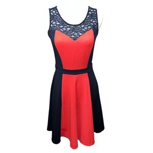 Enfocus Studio🦎Navy Blue & Pink Lace Dress🌵